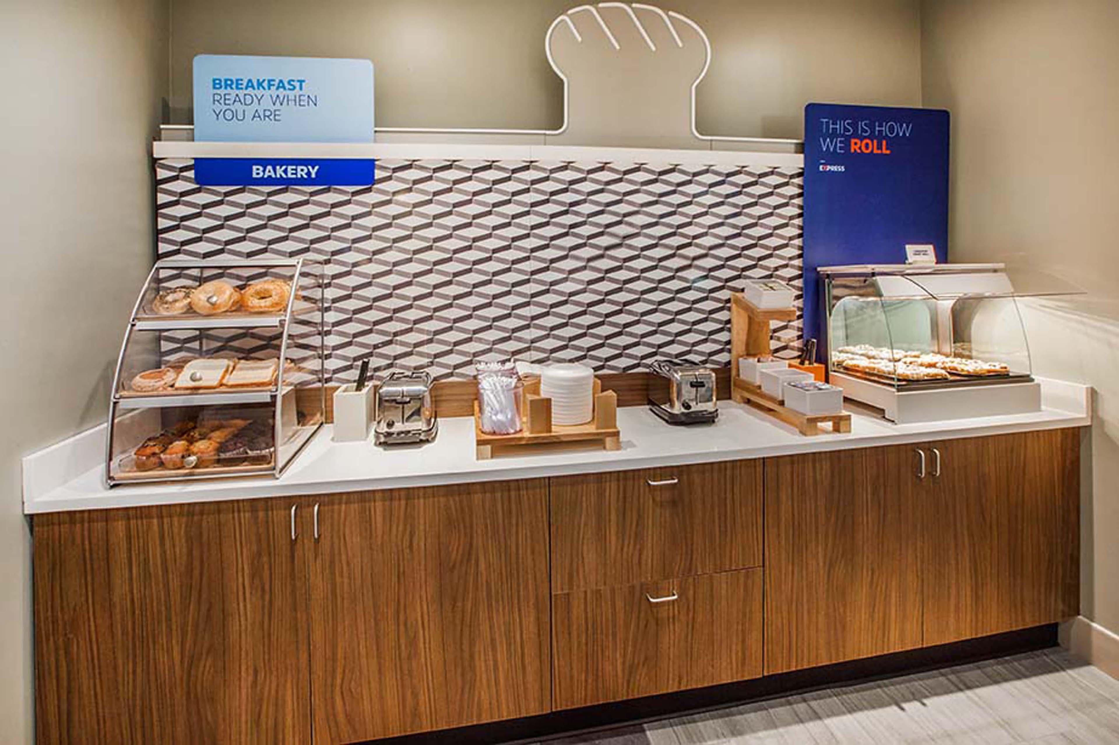 Holiday Inn Express & Suites Paducah West By Ihg Экстерьер фото